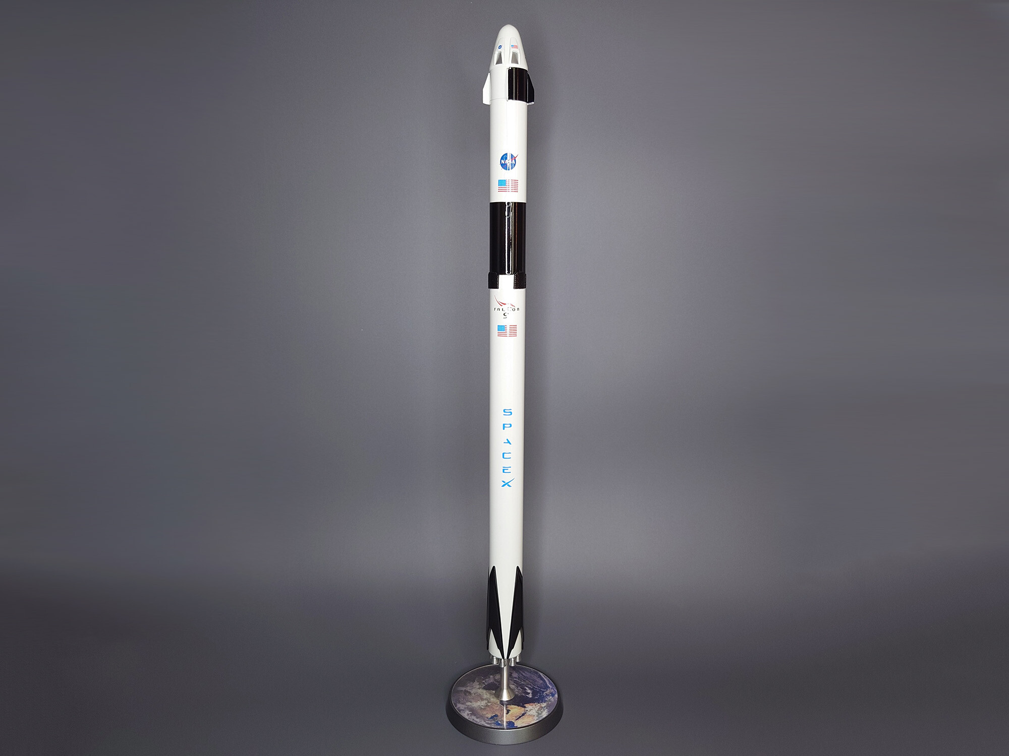 - Falcon 9 Block 5  [ ] (1:144)