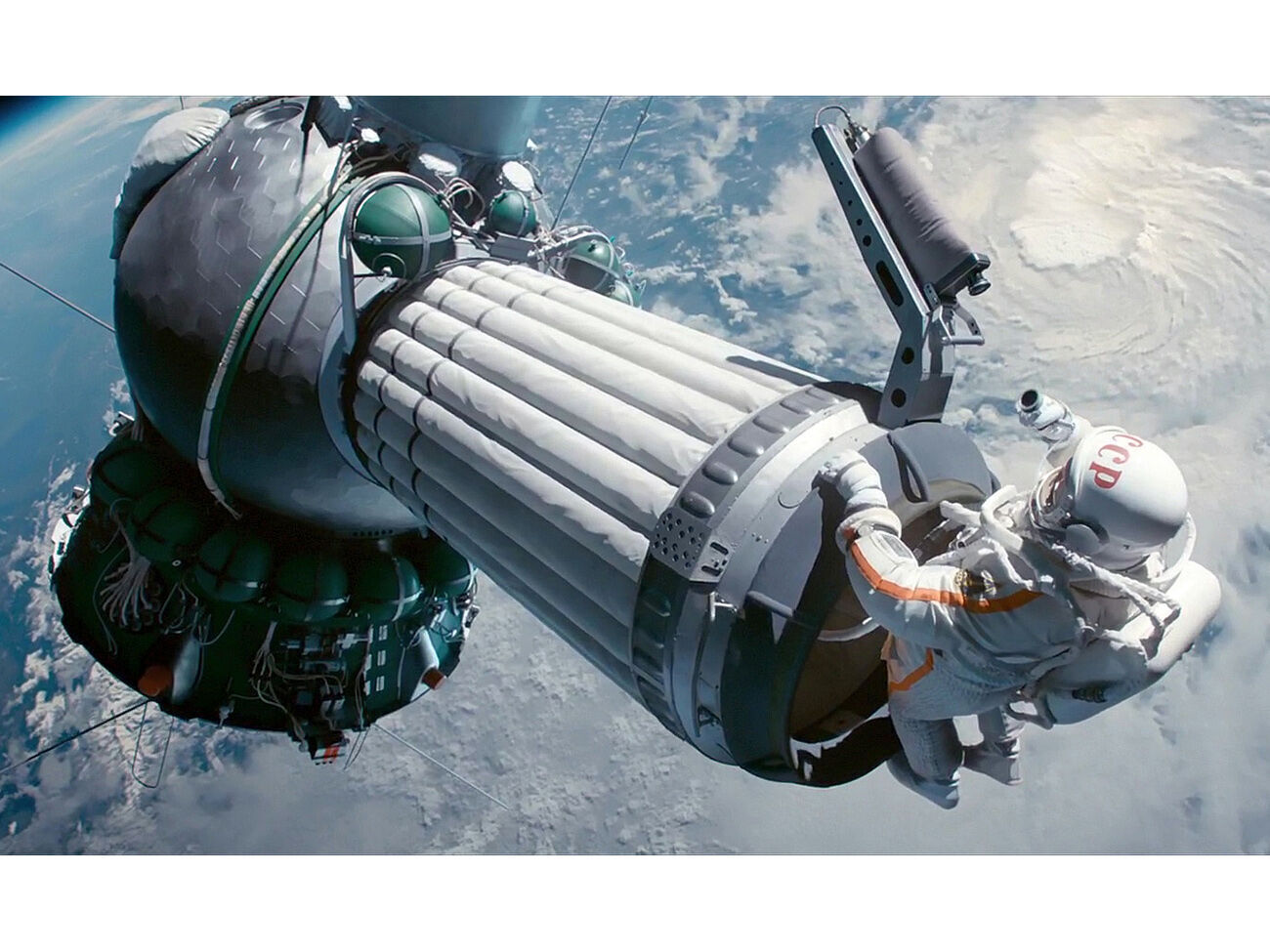 Восход-2 космический корабль Леонов