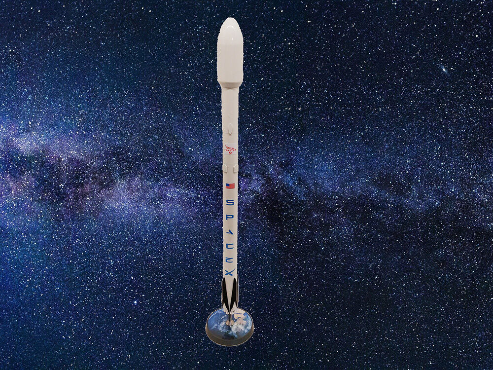 - Falcon 9  () [ ] (1:144)